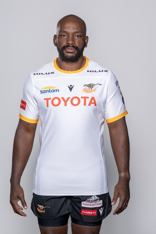 Victor  Sekekete