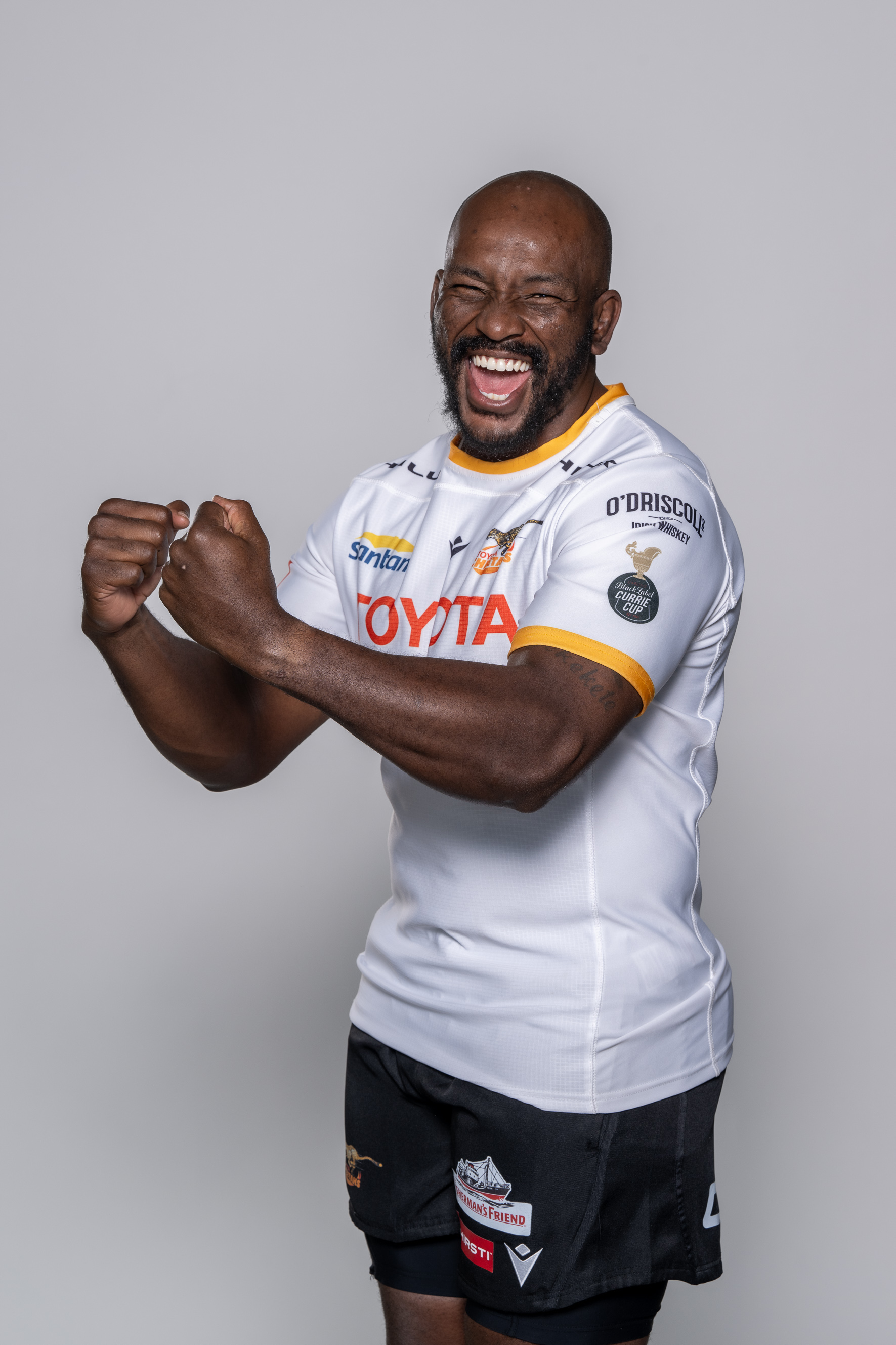 Victor  Sekekete