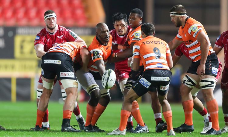 Victories Key As SA Teams Hunt European Playoff Spots