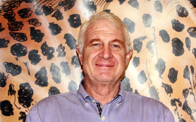 Spesiale erkenning aan Prof Basie Verster gegee 